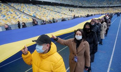 Ukrainians mark day of unity against fears of a Russian invasion