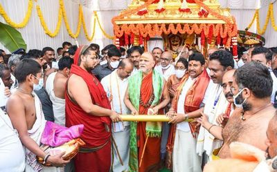 Golden chariot inaugurated at Kanipakam temple