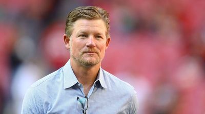 Les Snead Wears Shirt Featuring His Own Meme to Rams Super Bowl Parade