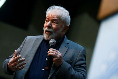 Lula's lead over Bolsonaro narrows ahead of Brazil's October election -poll