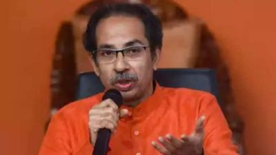 Maharashtra CM Uddhav Thackeray dials K Chandrashekhar Rao to talk up anti-BJP front, calls him to meet on Sunday