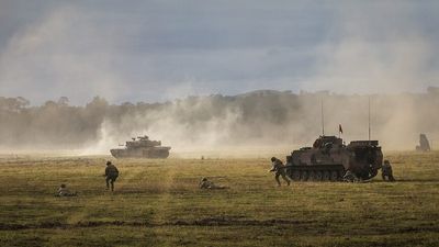 Visiting US general endorses Australia's new multi-billion-dollar American tanks