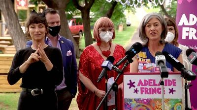 South Australia records three COVID deaths as Premier promises 'safe' Adelaide Fringe festival