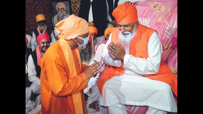 Ravidas Jayanti becomes political pilgrimage for Punjab & UP netas