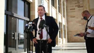 WA Premier Mark McGowan attended a COVID-19 spreader event at a Fremantle pub, but has tested negative