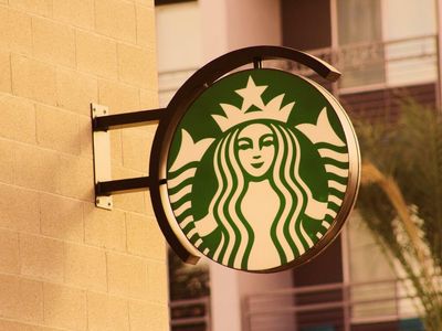 Starbucks Faces Further Heat From Chinese Netizens Over Hiking Prices
