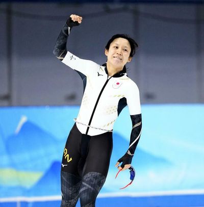 Miho Takagi takes gold in women's 1,000 meters