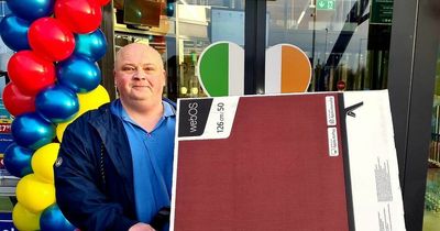 Dublin man queues outside new Lidl store for incredible bargain on TV
