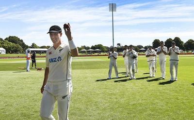 NZ vs SA Test | Henry takes 7-23 as NZ bowls out Proteas for 95 in 1st test