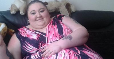 'I lost 17st but excess skin 'stomach apron' means I won't let my fiancé see me naked'