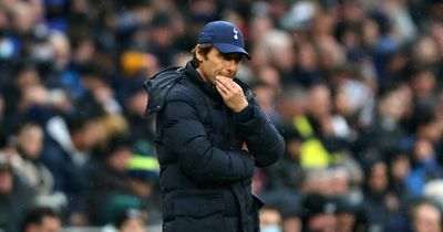 Antonio Conte admits Tottenham have little chance of beating Manchester United to top four
