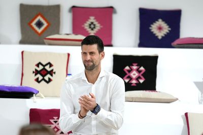 Djokovic gets warm welcome in Dubai before tennis tournament