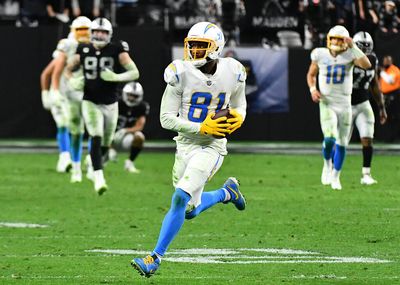 1 pending free agent the Bears could target from each AFC team