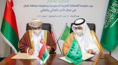 Saudi Arabia, Oman Sign MoU in Food and Water Security