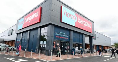 Savvy Home Bargains shopper 'fully refreshes' bathroom for less than £13