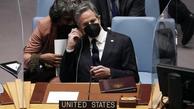 Blinken lays out Putin's playbook for Ukraine invasion at UN hearing