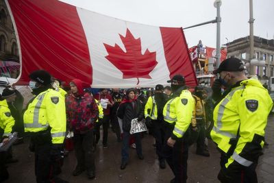 Canada was warned before protests that violent extremists infiltrated convoy