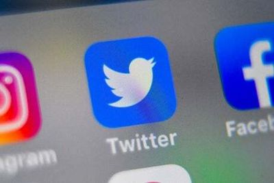 Twitter down: Website crashes with ‘something went wrong’ error message