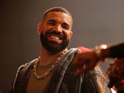 Drake given a $77,000 custom ring featuring a tribute to his four-year-old son