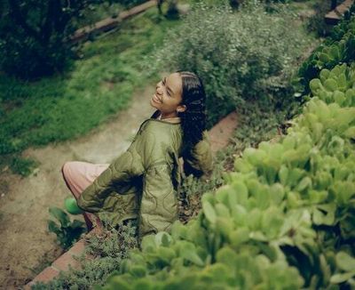 How Singer Elah Hale Built Her Close-Knit Online Following