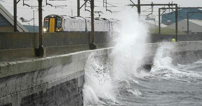 Storm Eunice 'bomb cyclone' to hit UK with 100mph winds 'similar to hurricane'