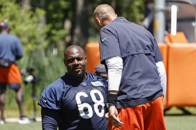 LOOK: Bears OL James Daniels, Larry Borom working on offseason conditioning