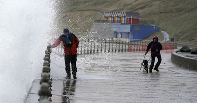 Met Eireann's 24-hour Ireland weather forecast: Five Storm Eunice warnings as storm path becomes clear in 'danger to life' event