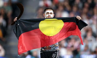 Aboriginal flag ‘colonised’: senators in heated exchange over government’s purchase of copyright