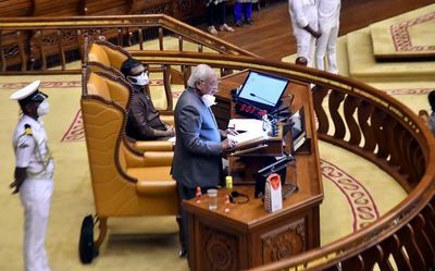 Kerala Governor chides opposition for attempting to stall his policy address