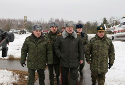 Lukashenko arrives for talks with Putin on Russian force presence