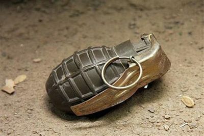 Grenade attack in Srinagar, policeman injured