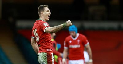 Wales star Liam Williams blocking "internet trolls" after agreeing to join local rivals