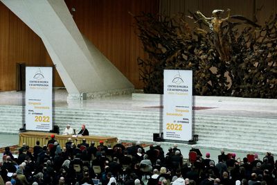 Abuser priest attends Vatican symposium on priesthood - witnesses