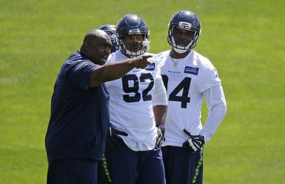 Seahawks legend Lofa Tatupu calls Clint Hurtt a 'phenomenal coach'