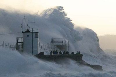 Deliveroo and Just Eat forced to stop deliveries as Storm Eunice batters UK