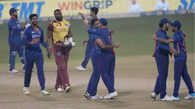 India vs West Indies, 2nd T20I: Bhuvi magic derails West Indies as India seal series with 8-run win