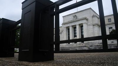 Fed publishes new rules limiting officials' trading
