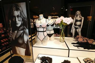 Victoria’s Secret is bringing its lingerie to the metaverse