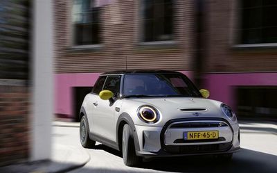 Mini Cooper SE to roll out on February 24