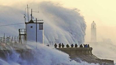 UK Cleans Up after Storm Leaves at Least 9 Dead in Europe