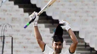 Ranji Trophy: Karnataka secure first innings lead; J&K in command vs Pondicherry