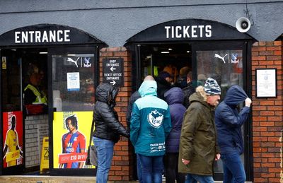 Arsenal vs Brentford LIVE: Premier League team news, line-ups and more