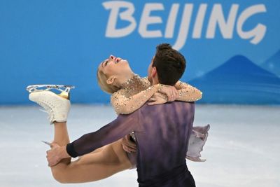 US skaters make last-gasp court bid to get Olympic silver medals