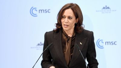 Harris warns Russia of "unprecedented economic costs" if it invades