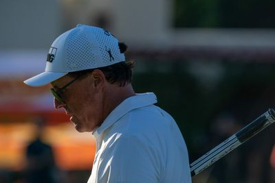 Lynch: Phil Mickelson’s mouth has brought him — and his greedy Saudi scheme — to the brink of ruin