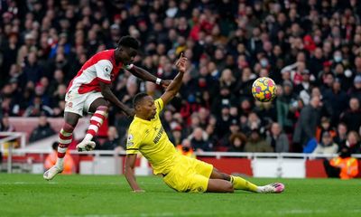 Saka seals comfortable victory over Brentford for assured Arsenal