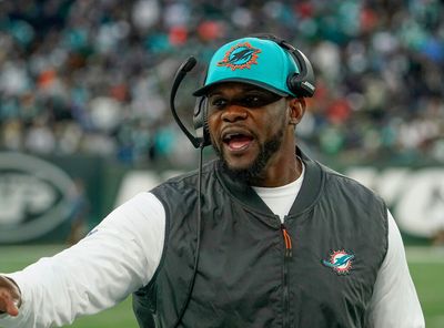 Steelers add ex-Dolphins HC to defensive staff