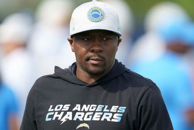 Chargers receivers coach Chris Beatty interviewing for Vikings OC job