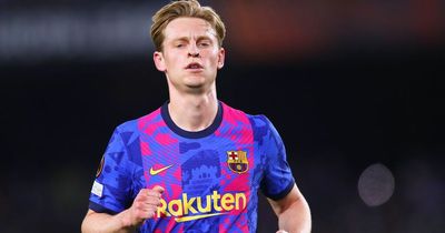 Frenkie de Jong addresses transfer speculation amid Manchester United links