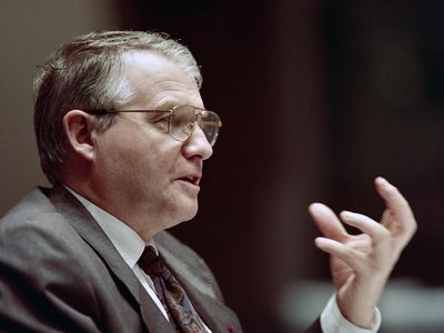 Luc Montagnier: Nobel-winning virologist who co-discovered HIV